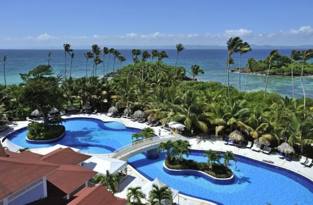 Luxury Bahia Principe Cayo Levantado All Inclusive pool